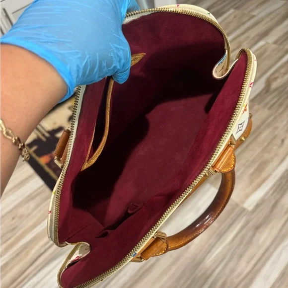 Louis Vuitton Alma Murakami w/ COA🔐 - Picture 5 of 14